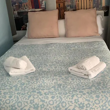 Deluxe Resitur Seville